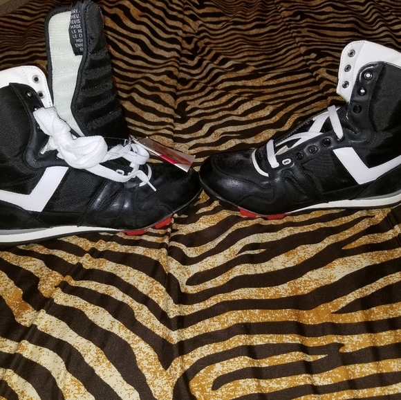 Pony cleats NWT - Picture 3 of 6